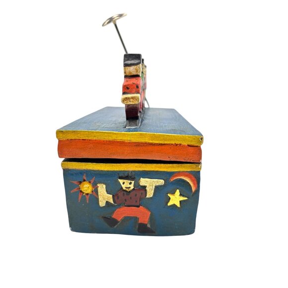 Vintage Handmade Wood carved Box with Dancing Figures Chupak Folk Art 1996 - Picture 5 of 16